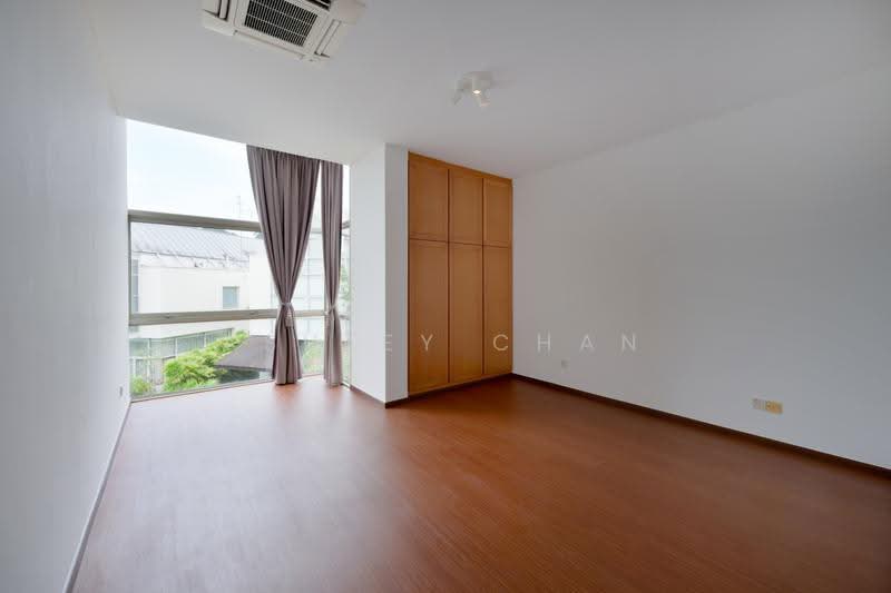 Tudor Close, Tudor Close, Newton / Novena, 5 Bedrooms, 4,671 sqft, Bungalow House For Rent, by Ashley Chan, 25246645 - PropertyGuru.com.sg