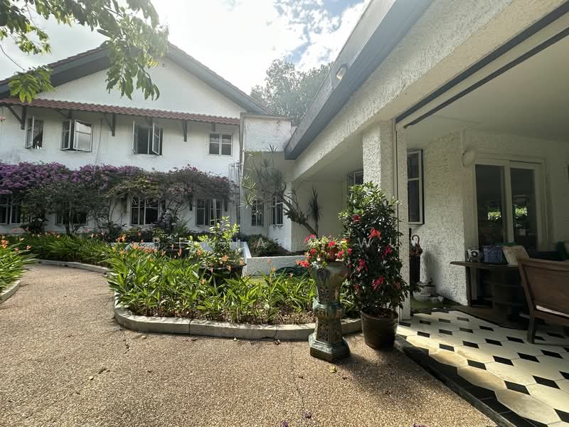 For Sale - Good class Bungalow Bin Tong Park