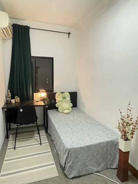 Westcove Condo, 12 West Coast Crescent, Room Rental, 130 sqft, Condominium For Rent, by Kris Li, 25247277 - PropertyGuru.com.sg