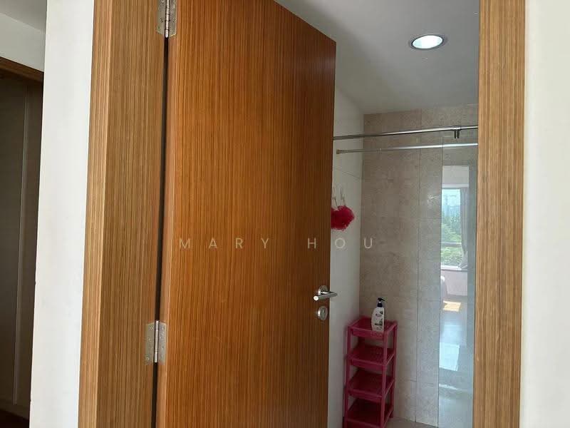 Waterfront Waves, 760 Bedok Reservoir Road, Bedok / Upper East Coast, 4 Bedrooms, 1,517 sqft, Condominium For Rent, by Mary Hou, 25247282 - PropertyGuru.com.sg