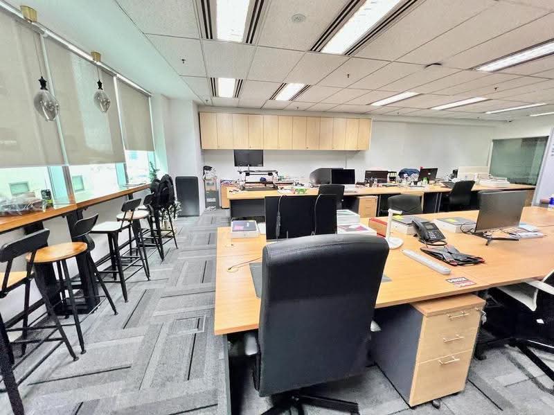 Royal Group Building, 3 Phillip Street, Boat Quay / Raffles Place / Marina, 2,325 sqft, Office For Rent, by Mary Lau, 25247283 - CommercialGuru.com.sg