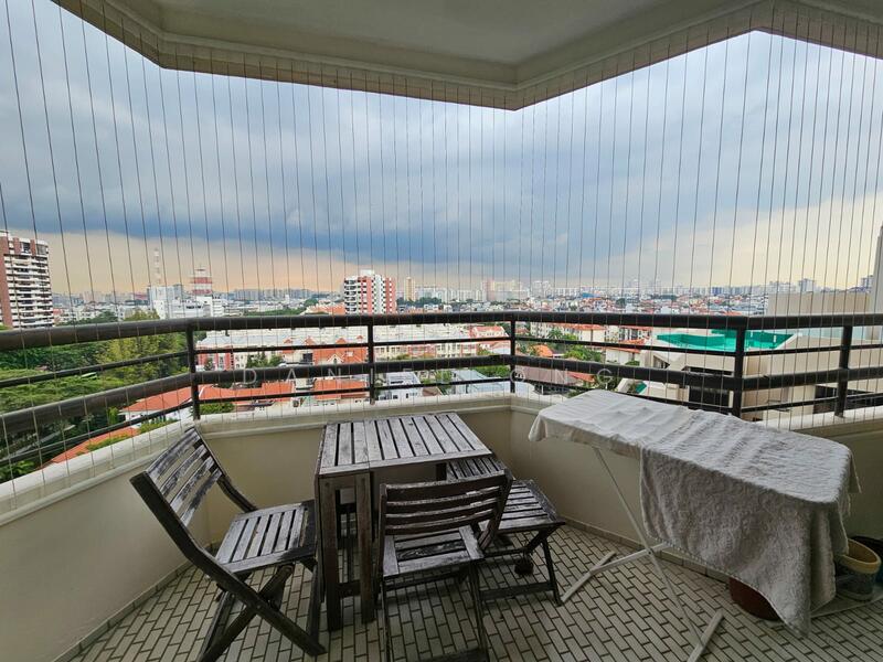 Bayshore Park, 60 Bayshore Road, 3 Bedrooms, 1292 sqft, Condominium For