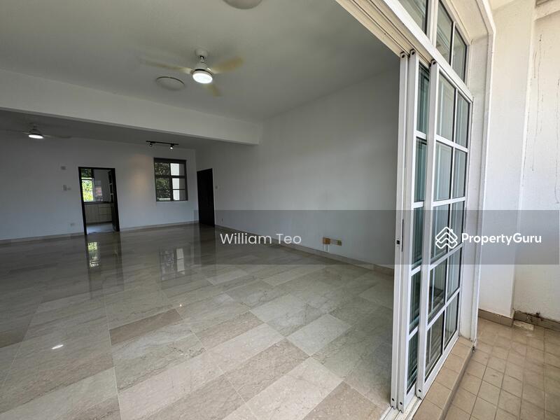 For Rent - La Suisse I