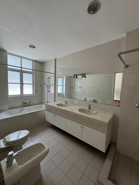 For Rent - La Suisse I