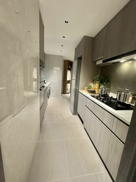 The LakeGarden Residences Condominium For Sale at S$ 2,818,000 | PropertyGuru Singapore