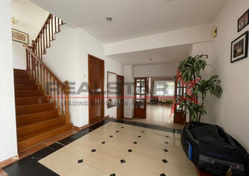 ⭐️BESIDE ACS SCHOOL⭐️2.5STY⭐️☎️9.8.2.8.0.0.6.4, Asimont Lane/Barker rd, 5 Bedrooms, 4,500 sqft, Semi-Detached House For Sale, by Seraphina Chong, 25248226 - PropertyGuru.com.sg