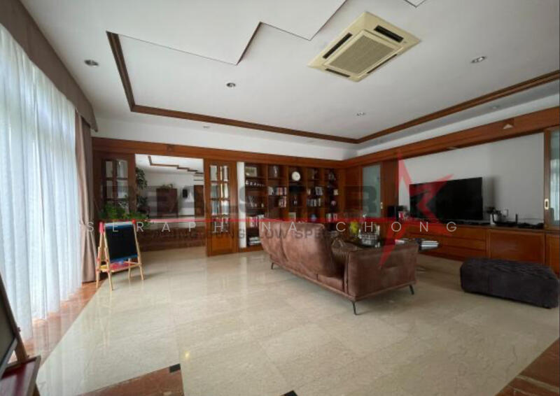 ⭐️BESIDE ACS SCHOOL⭐️2.5STY⭐️☎️9.8.2.8.0.0.6.4, Asimont Lane/Barker rd, 5 Bedrooms, 4,500 sqft, Semi-Detached House For Sale, by Seraphina Chong, 25248226 - PropertyGuru.com.sg