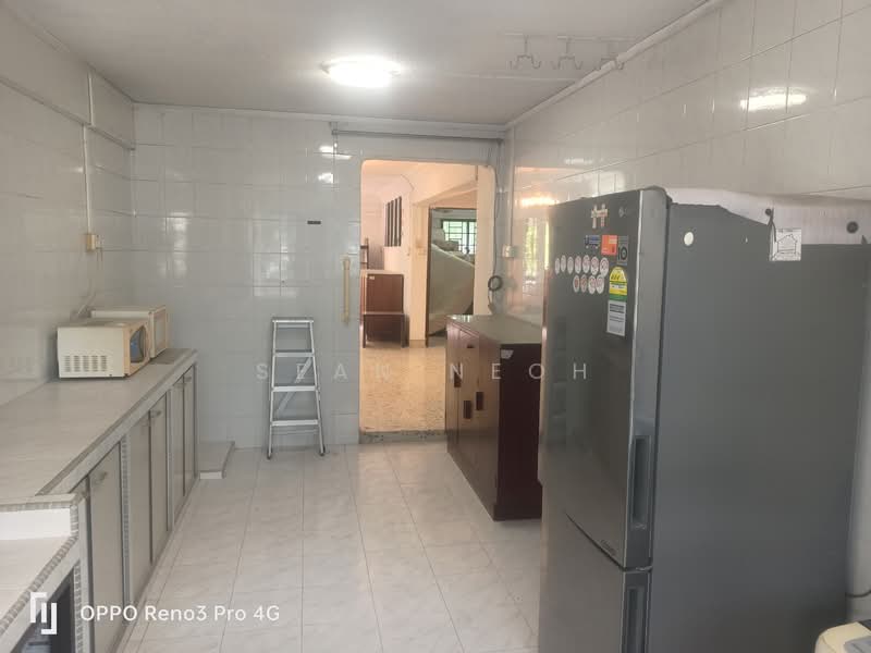 213 Bedok North Street 1, 213 Bedok North Street 1, 2 Bedrooms, 893 sqft, HDB Flat For Sale, by Sean Neoh, 25248290 - PropertyGuru.com.sg