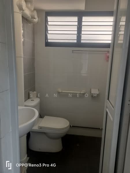 213 Bedok North Street 1, 213 Bedok North Street 1, 2 Bedrooms, 893 sqft, HDB Flat For Sale, by Sean Neoh, 25248290 - PropertyGuru.com.sg