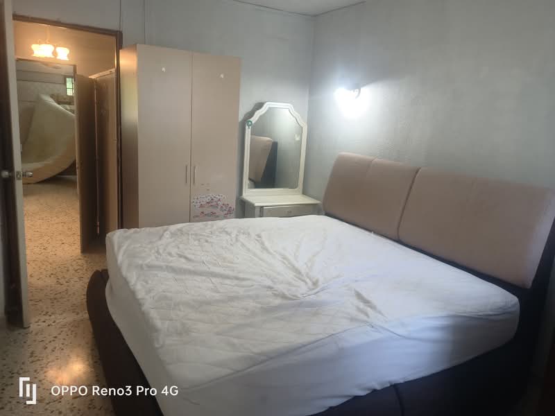 213 Bedok North Street 1, 213 Bedok North Street 1, 2 Bedrooms, 893 sqft, HDB Flat For Sale, by Sean Neoh, 25248290 - PropertyGuru.com.sg