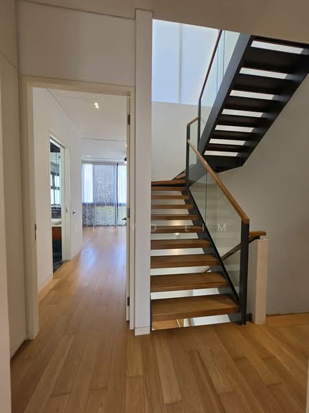 Victoria Park Villas, Victoria Park Grove, 5 Bedrooms, 4,200 sqft, Semi-Detached House For Sale, by Lloyd Lim, 25249079 - PropertyGuru.com.sg