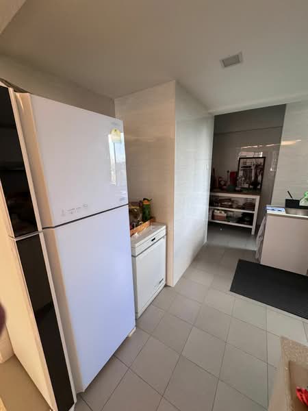 Cavenagh Court, 151 Cavenagh Road, 3 Bedrooms, 1,819 sqft, Apartment For Rent, by Lester T., 25249171 - PropertyGuru.com.sg