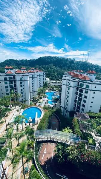 The Hillside, Upper Bukit Timah Road, 3 Bedrooms, 1,356 sqft, Condominium For Rent, by Teo Zheng Kai, 25250088 - PropertyGuru.com.sg