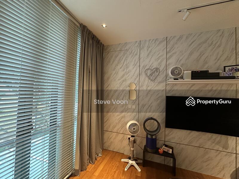 For Sale - ⭐️D17 Freehold Move in ready 2.5 Storey Cluster @ Toh Crescent⭐️