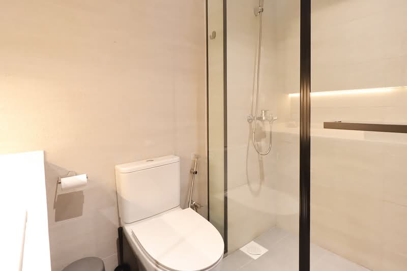 Chelsea Village, 77 Jalan Mat Jambol, Room Rental, 300 sqft, Terraced House For Rent, by Jasper Lei, 25250185 - PropertyGuru.com.sg