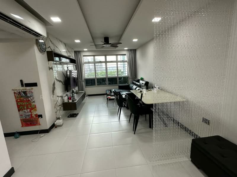 178A Rivervale Crescent, 178A Rivervale Crescent, 3 Bedrooms, 1,001 sqft, HDB Flat For Rent, by Roger TTK, 25250444 - PropertyGuru.com.sg