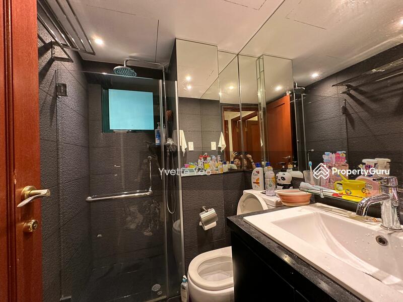Common bathroom 