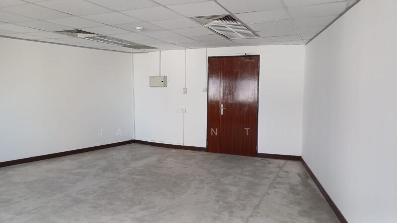 Goldhill Plaza, 1 Goldhill Plaza, 815 sqft, Office For Rent, by JAMESON TEO, 25251238 - CommercialGuru.com.sg