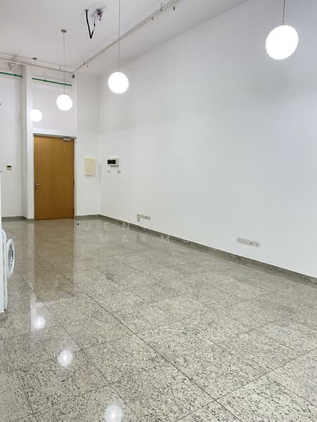 The Central, 6 Eu Tong Sen Street, Boat Quay / Raffles Place / Marina, 595 sqft, Office For Rent, by Jennifer Makmur, 25251241 - CommercialGuru.com.sg