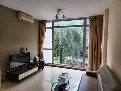 For Rent - The Lakeshore