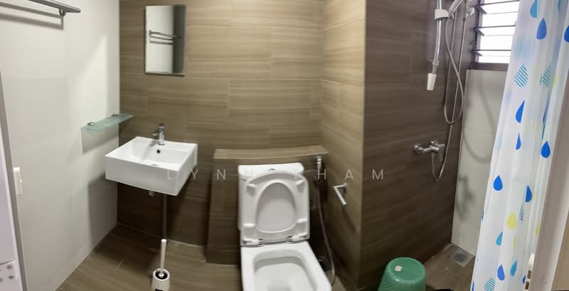 678A Jurong West Street 64, 678A Jurong West Street 64, 3 Bedrooms, 1,184 sqft, HDB Flat For Rent, by Lynn Tham, 25251833 - Common Bathroom - PropertyGuru.com.sg