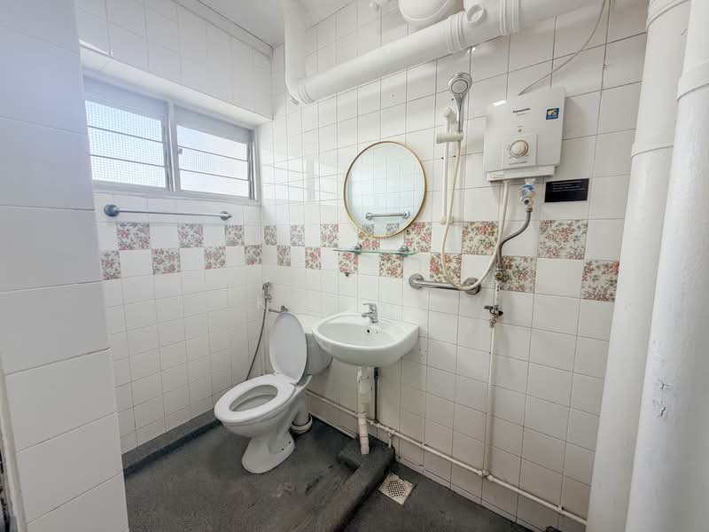 171 Lorong 1 Toa Payoh, 171 Lorong 1 Toa Payoh, 3 Bedrooms, 1,151 sqft, HDB Flat For Rent, by Ken Wu, 25252012 - PropertyGuru.com.sg