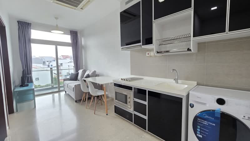 Cardiff Residence, 101 Cardiff Grove, 1 Bedroom, 420 sqft, Condominium For Rent, by Wendy Koh, 25252072 - PropertyGuru.com.sg