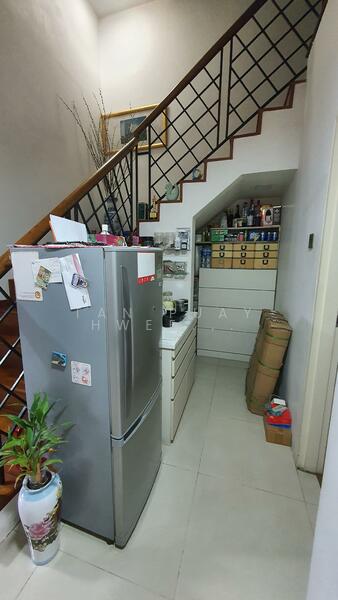 383 pasir panjang road, 383 Pasir Panjang Road, Room Rental, 150 sqft, Apartment For Rent, by Tan Puay Hwee Katrina, 25252413 - PropertyGuru.com.sg