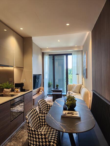 Kichenette and Dining space