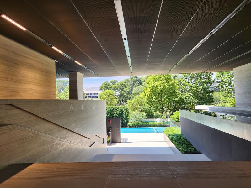 Ascending down to lap pool, pool side cabana