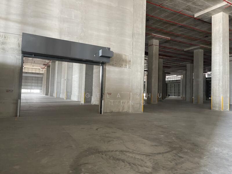 Ground floor 187K sf warehouse for rent @ Benoi area, , 187,000 sqft, Warehouse For Rent, by Angela Zhu Huiting, 25252986 - CommercialGuru.com.sg