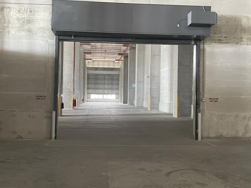Ground floor 187K sf warehouse for rent @ Benoi area, , 187,000 sqft, Warehouse For Rent, by Angela Zhu Huiting, 25252986 - CommercialGuru.com.sg