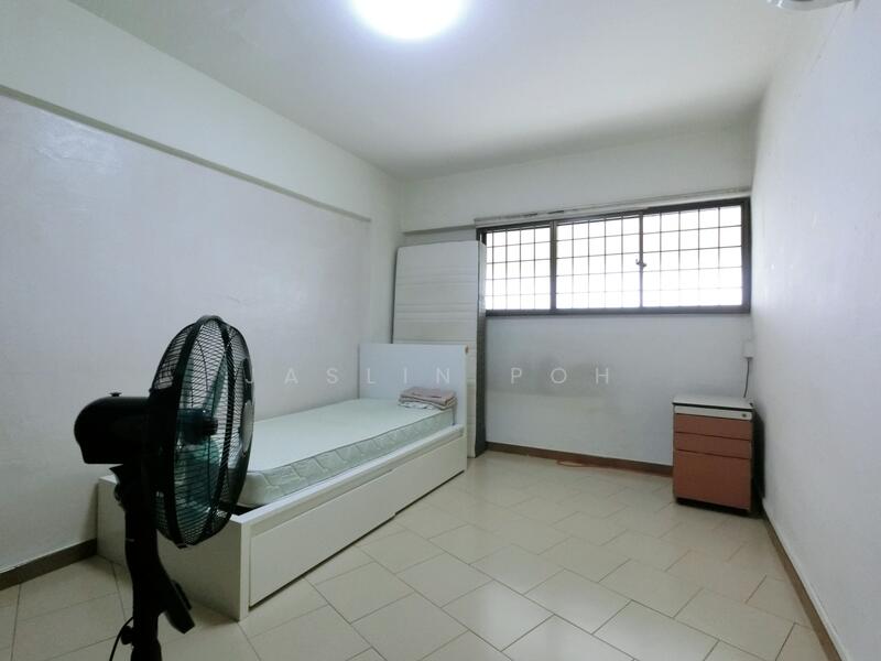 304 Hougang Avenue 5, 304 Hougang Avenue 5, Room Rental, 150 sqft, HDB Flat For Rent, by Jaslin Poh, 25254463 - PropertyGuru.com.sg