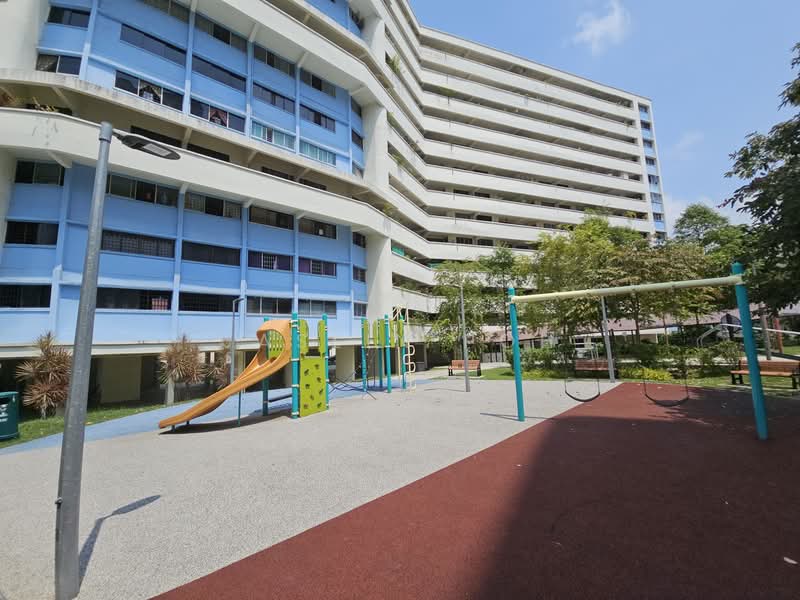 304 Hougang Avenue 5, 304 Hougang Avenue 5, Room Rental, 150 sqft, HDB Flat For Rent, by Jaslin Poh, 25254463 - PropertyGuru.com.sg