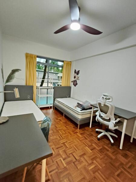 For Rent - Emerald Park