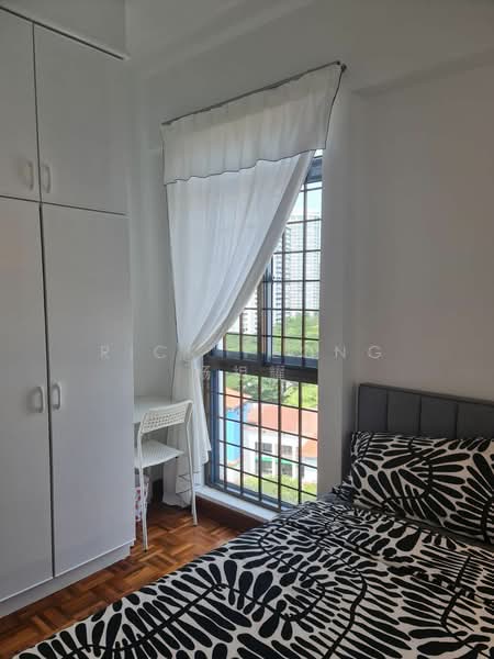 For Rent - Emerald Park