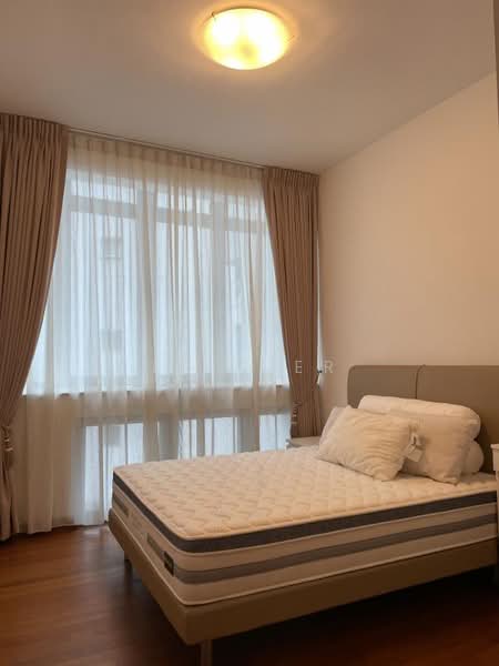 Cairnhill Crest, 6 Cairnhill Circle, 4 Bedrooms, 1,733 sqft, Condominium For Rent, by Eric Er, 25255311 - PropertyGuru.com.sg