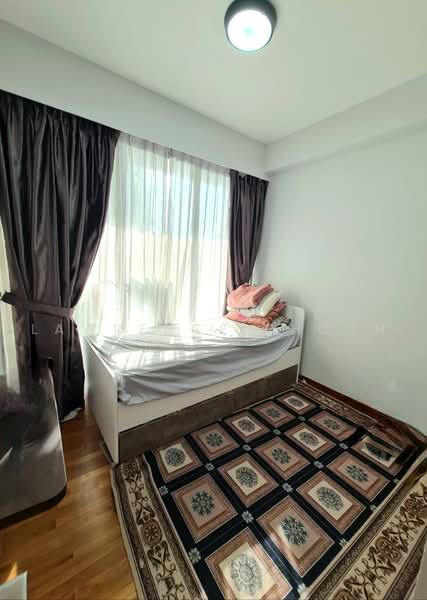FLO Residence, 13 Punggol Field Walk, Hougang / Punggol / Sengkang, 3 Bedrooms, 1,000 sqft, Condominium For Sale, by Lawrence Phoon, 25255399 - PropertyGuru.com.sg