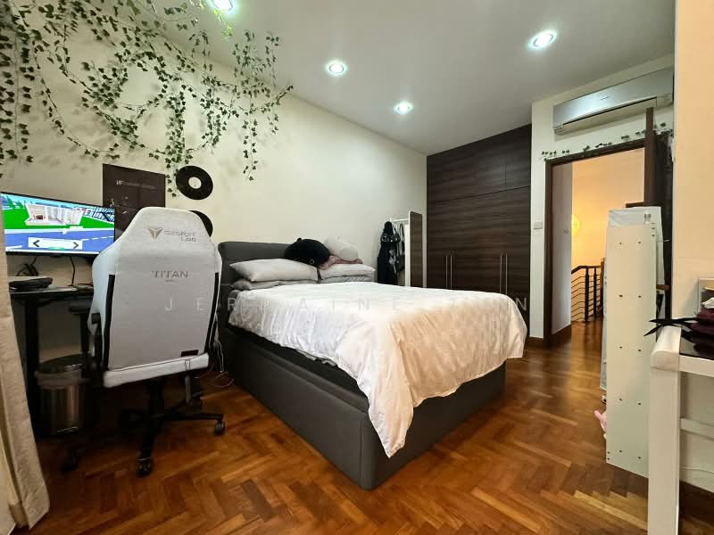 Park Villas, Park Villas Terrace, 5 Bedrooms, 4,000 sqft, Terraced House For Sale, by Jermaine Tan, 25256467 - PropertyGuru.com.sg