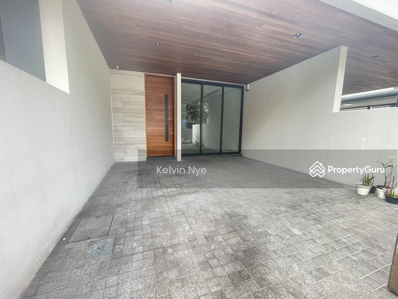 For Rent - CHEAP!! 靠近地铁站！摩登排屋 Near MRT Modern Novena 3 stry Terrace House with pool