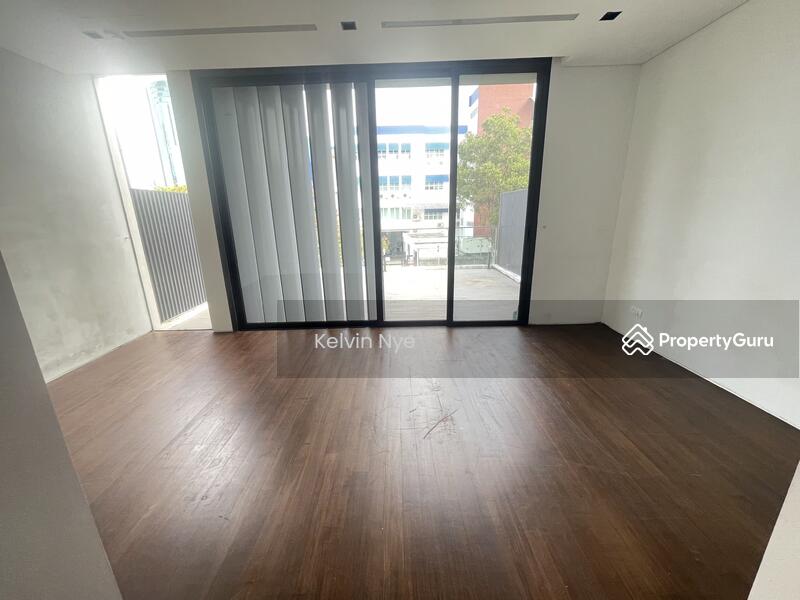 For Rent - CHEAP!! 靠近地铁站！摩登排屋 Near MRT Modern Novena 3 stry Terrace House with pool