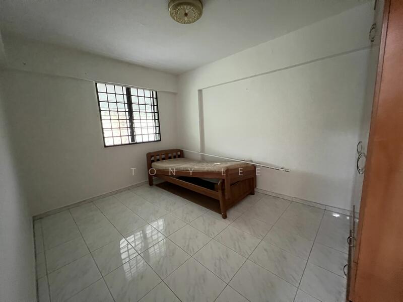 For Rent - 220 Yishun Street 21