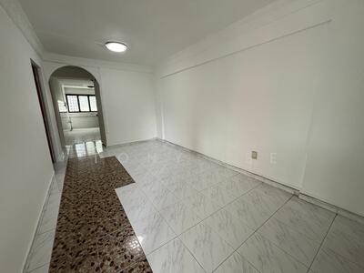 For Rent - 220 Yishun Street 21