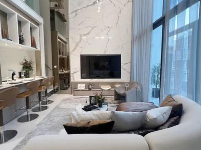 Up@Robertson Quay, 90 Robertson Quay, Orchard / River Valley, 2 Bedrooms, 1,044 sqft, Condominium For Sale, by Pierce Goh, 25257686 - Living Room - PropertyGuru.com.sg