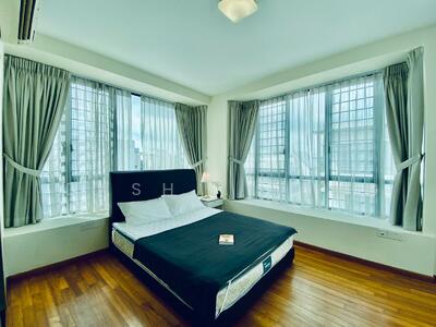 For Rent - The Estrella