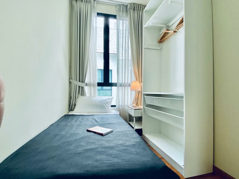 For Rent - The Estrella