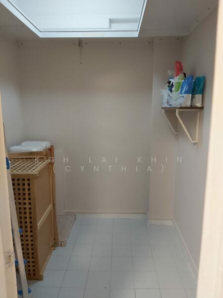 For Rent - Elias Green