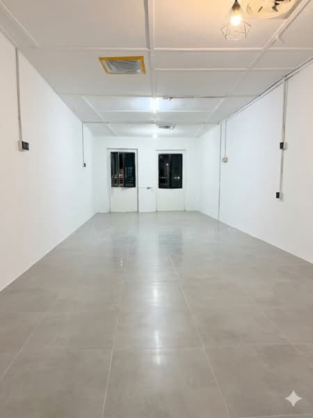 Jalan Besar Main Road, Freehold-2 Storey Shophouse with Permanent Restaurant approved., Jalan Besar, Farrer Park / Serangoon Rd, 862 sqft, Food & Beverage For Sale, by Cara Wong, 25258565 - CommercialGuru.com.sg