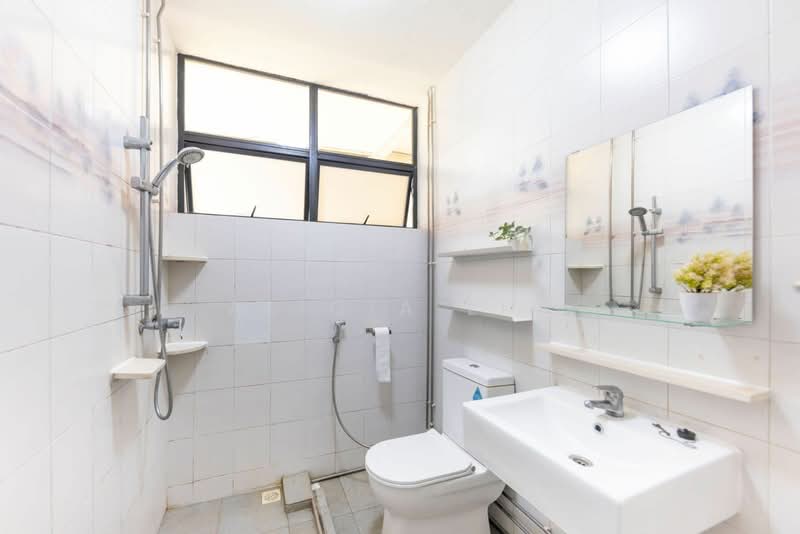 Spanish Village, 60 Farrer Road, 2 Bedrooms, 786 sqft, Condominium For Rent, by Alicia Lim, 25258711 - PropertyGuru.com.sg