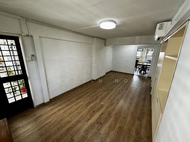 13 Holland Drive, 13 Holland Drive, 2 Bedrooms, 700 sqft, HDB Flat For Rent, by Melvin Ng, 25259655 - PropertyGuru.com.sg